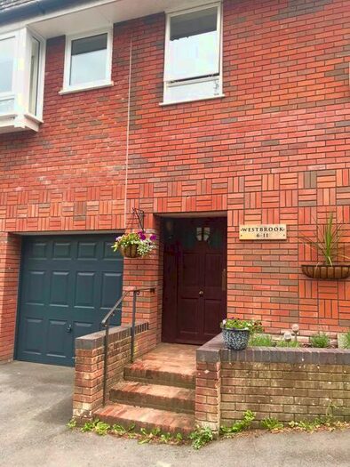2 Bedroom Flat To Rent In Priory Road, Forest Row, RH18