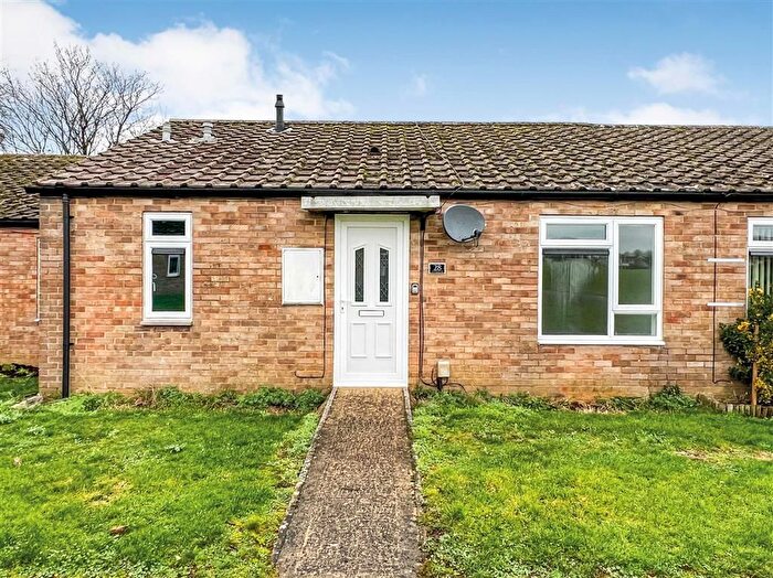 2 Bedroom Terraced Bungalow For Sale In Showfield, Royal Wootton Bassett, Swindon, SN4