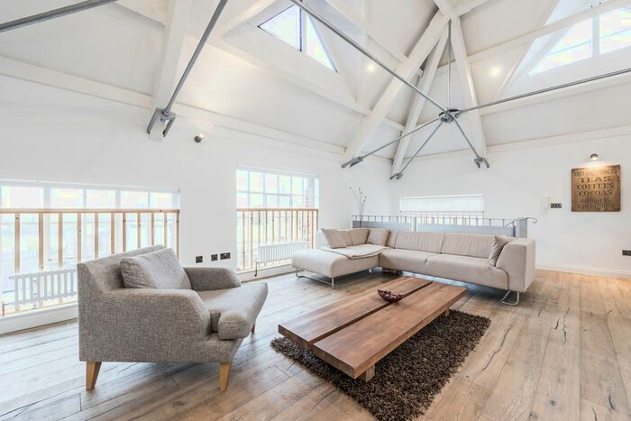 2 Bedroom Flat To Rent In The Water Tower, Chiswick, W4