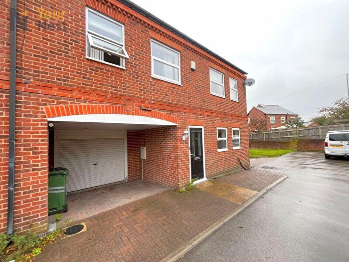 5 Bedroom Semi Detached House To Rent In Chapel Yard, Colton, Leeds, LS15