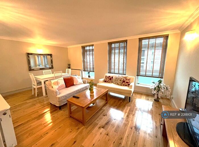 3 Bedroom Flat To Rent In Marlbury, London, NW8