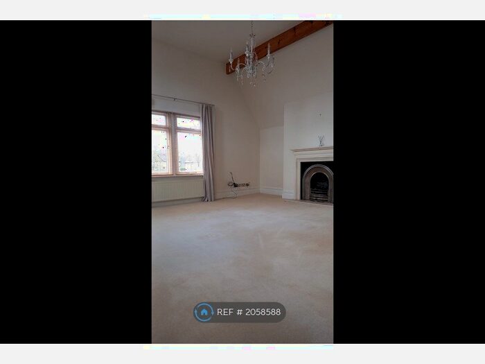 2 Bedroom Flat To Rent In Park Drive, Harrogate, HG2