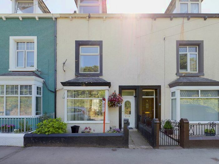 Houses for sale in Egremont, CA22, Cumbria