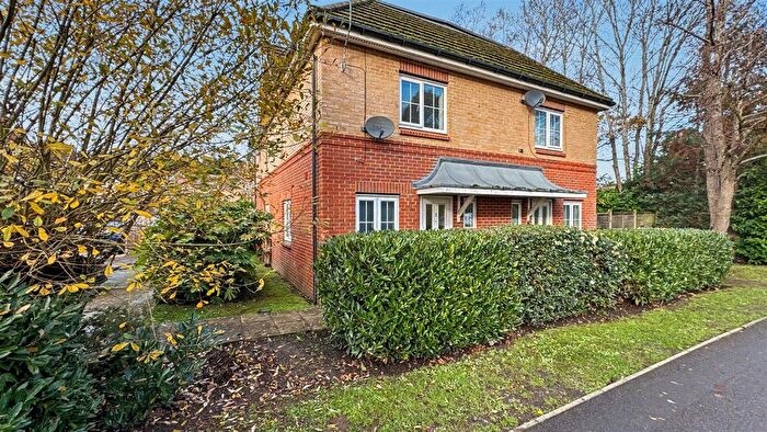 1 Bedroom Property For Sale In St. Dominic Close, Farnborough, GU14