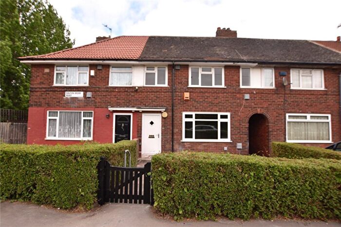 3 Bedroom Terraced House For Sale In Halton Moor Road, Leeds, West Yorkshire, LS9