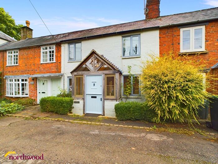 2 Bedroom Cottage To Rent In Bonds End Lane, Sibford Gower, OX15