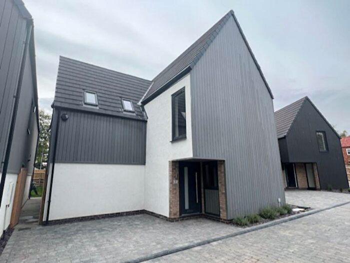 4 Bedroom Detached House For Sale In Louth Road, New Waltham, DN36
