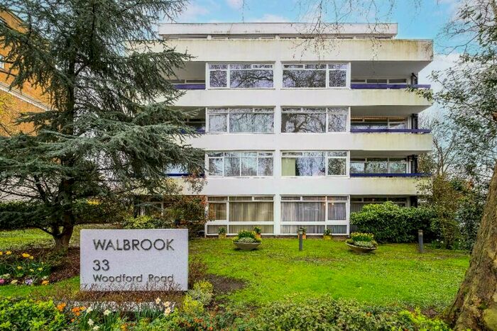 2 Bedroom Apartment To Rent In Woodford Road, London, E18