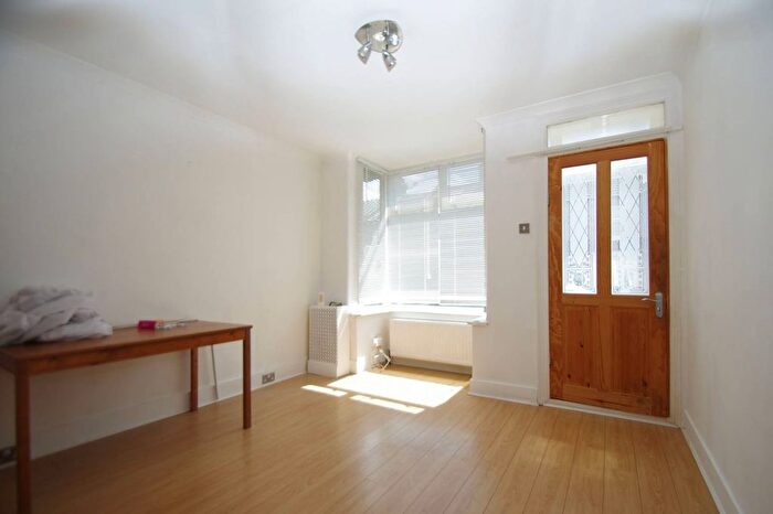 2 Bedroom Terraced House To Rent In Parker Street, Watford, WD24