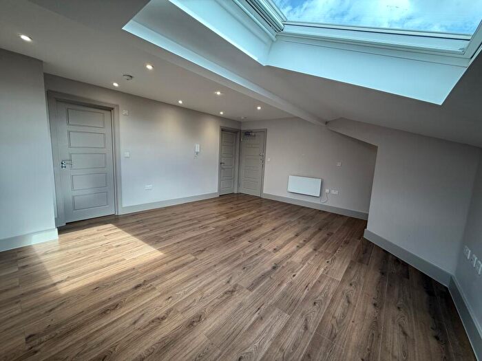 1 Bedroom Apartment To Rent In Quilters Way, Stoke Mandeville, Aylesbury, HP22