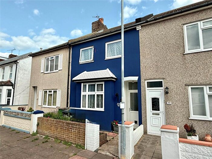 3 Bedroom Terraced House For Sale In Latimer Road, Redoubt, Eastbourne, BN22
