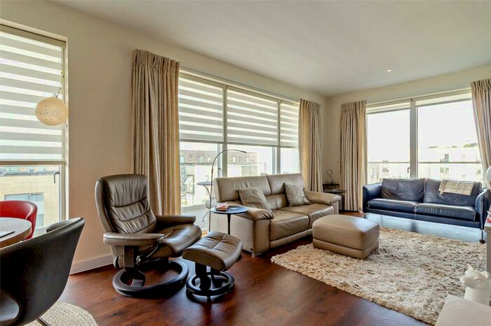 2 Bedroom Apartment To Rent In Northrop Road, Trumpington, Cambridge, CB2