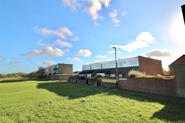 3 Bedroom End Of Terrace House For Sale In St Davids Close, Whitley Bay, NE26