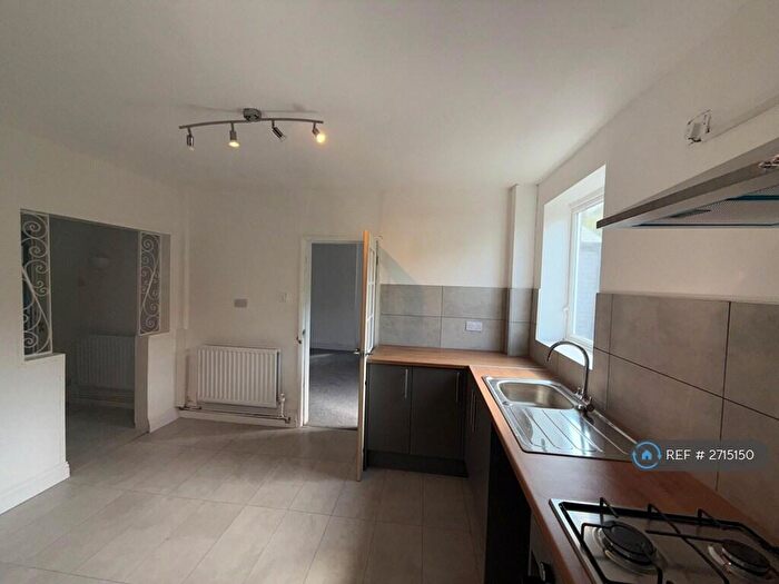 3 Bedroom Terraced House To Rent In Jackson Terrace, Meden Vale, Mansfield, NG20