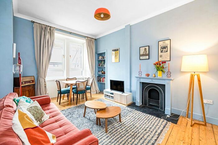 2 Bedroom Flat For Sale In / Dalmeny Street, Leith, Edinburgh, EH6