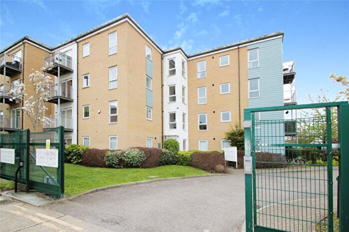 2 Bedroom Apartment To Rent In Millfield Close, Hornchurch, RM11