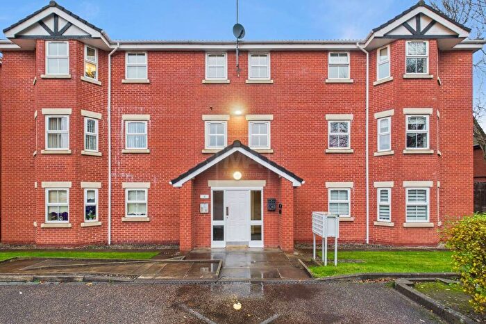 1 Bedroom Flat For Sale In Patton Drive, Great Sankey, WA5