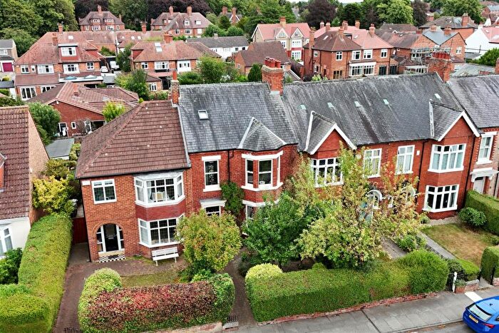 4 Bedroom Terraced House For Sale In Elton Parade, Darlington, DL3