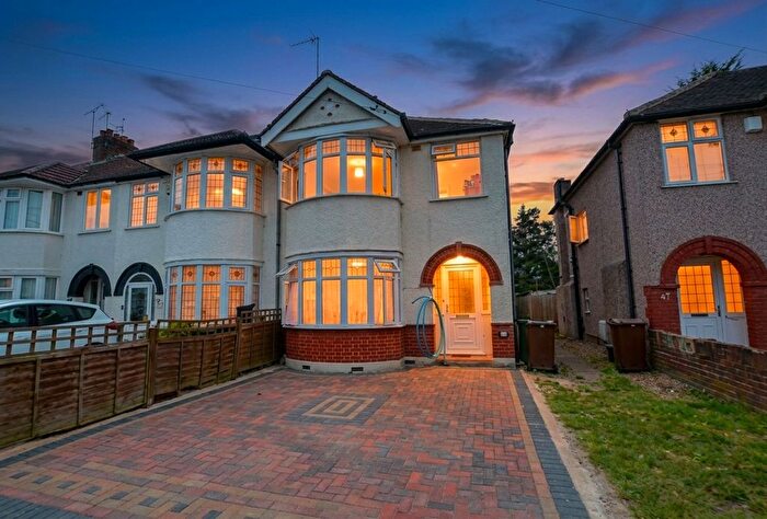 3 Bedroom Semi-detached House To Rent In Balmoral Road, Harrow, HA2