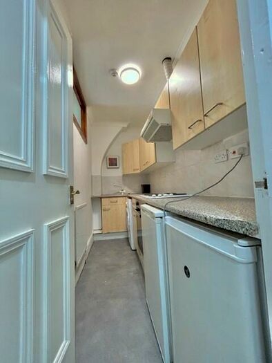 2 Bedroom Apartment To Rent In Glynrhondda Street, Cardiff(City), CF24