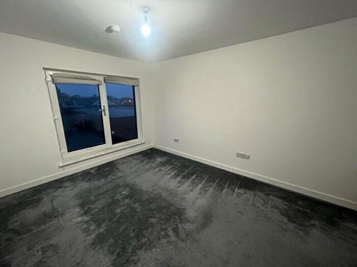 2 Bedroom Apartment To Rent In Victoria Court, Victoria Street, West Bromwich, B70