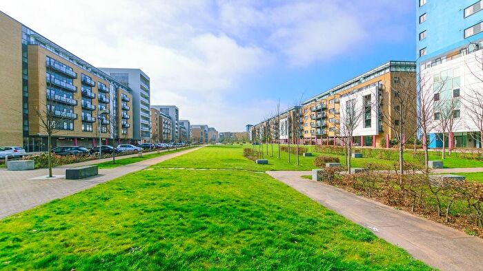 2 Bedroom Flat To Rent In Ferry Court, Cardiff, CF11