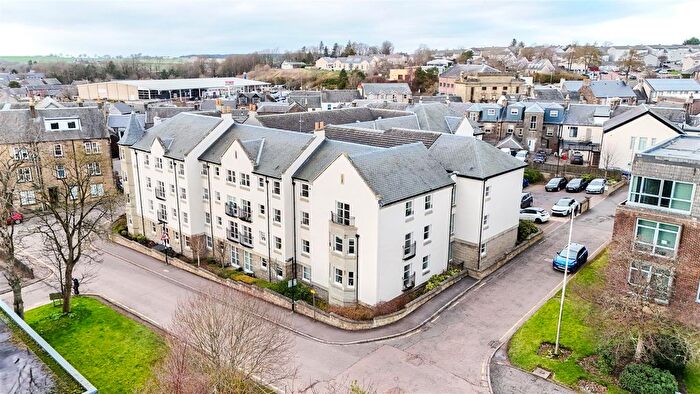2 Bedroom Flat For Sale In Wallace Court, Lanark, ML11