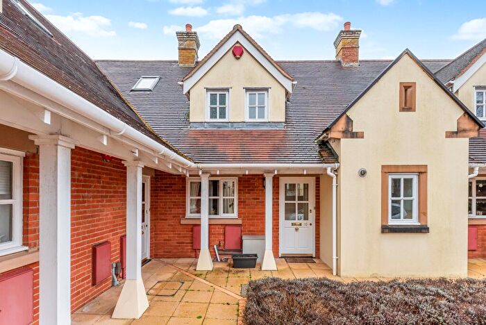 2 Bedroom House For Sale In Worthy Road, Winchester, SO23