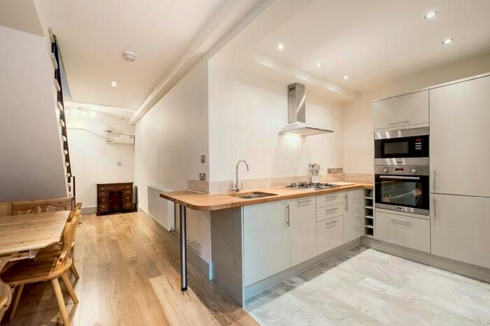 1 Bedroom Flat To Rent In Southwell Gardens, South Kensington, London, SW7
