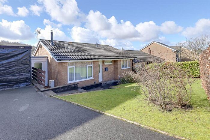 2 Bedroom Semi-Detached Bungalow For Sale In Redwood Drive, Rawtenstall, Rossendale, BB4