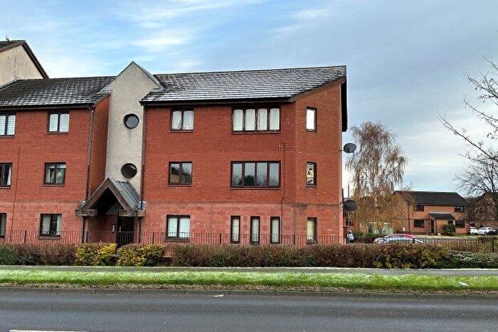2 Bedroom Flat To Rent In Longdales Court, Falkirk, FK2