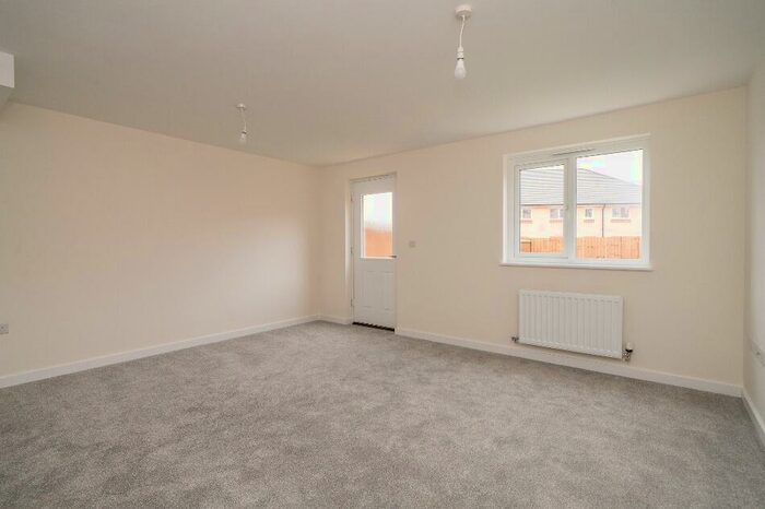 3 Bedroom Terraced House For Sale In Leestone Park, Bolton Lane, Leighton Buzzard, LU7