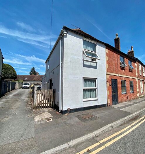 2 Bedroom End Of Terrace House For Sale In Vicarage Street, Warminster, BA12