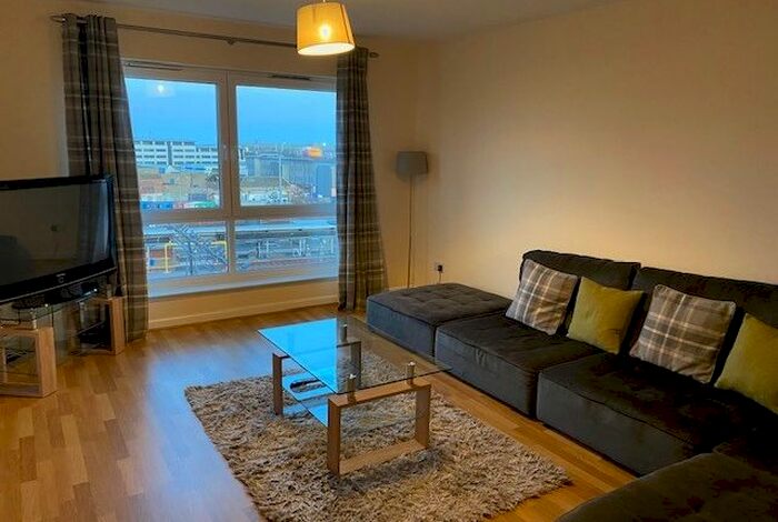 2 Bedroom Flat To Rent In Portland Street, City Centre, Aberdeen, AB11