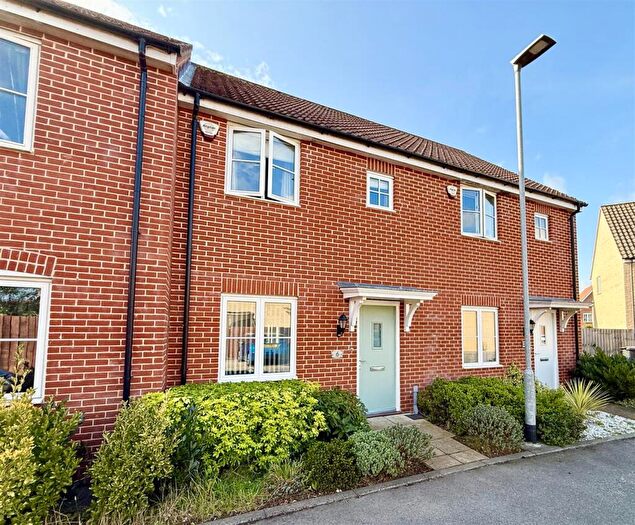 2 Bedroom House For Sale In Batchelors Loke, Stalham, NR12
