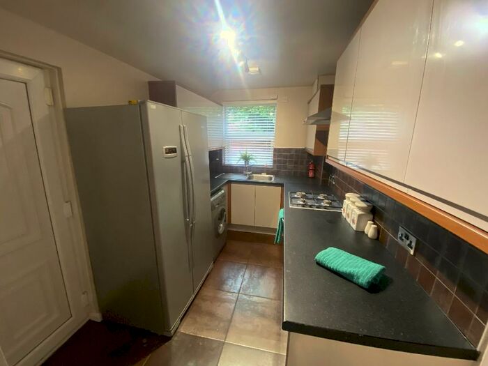 4 Bedroom Terraced House To Rent In Club Street, Sheffield, S11