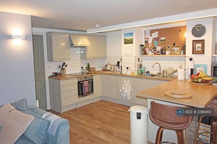 2 Bedroom Flat To Rent In Figtree House, Sheffield, S1