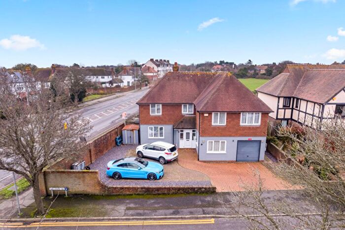 5 Bedroom Detached House For Sale In Wellfield Road, Folkestone, CT20