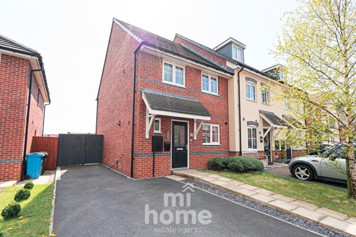3 Bedroom Semi-Detached House To Rent In Parkinson Lane, Kirkham, Preston, Lancashire, PR4