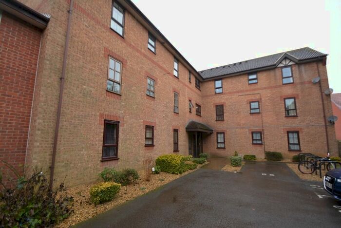 1 Bedroom Flat To Rent In Albany Walk, Woodston, Peterborough, PE2