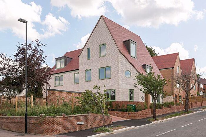 4 Bedroom Terraced House For Sale In North Down, South Croydon, CR2