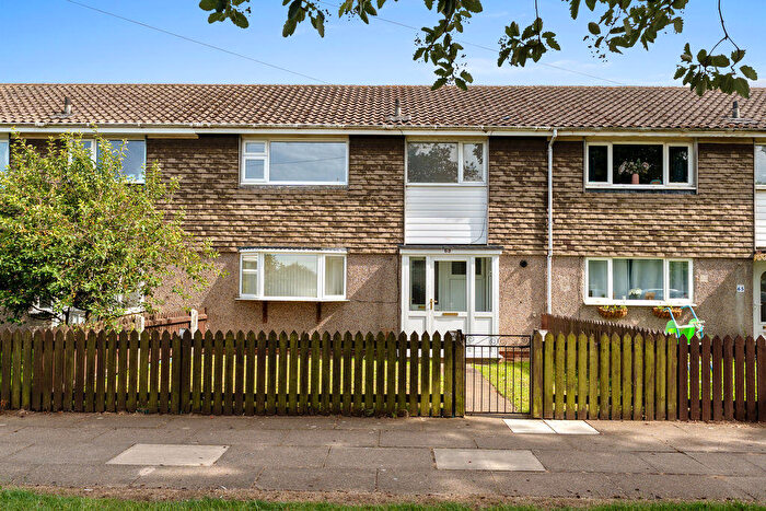 3 Bedroom Terraced House For Sale In Whitgift Way, Grimsby, DN37