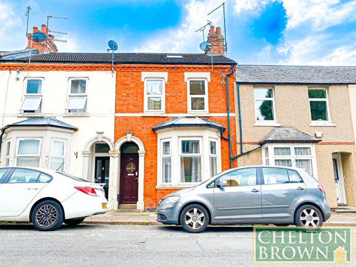 4 Bedroom Terraced House To Rent In Balmoral Road, Kingsthorpe, Northampton, NN2