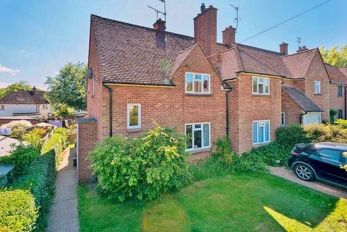 2 Bedroom Maisonette To Rent In Meadow Way, Hyde Heath, Buckinghamshire, HP6