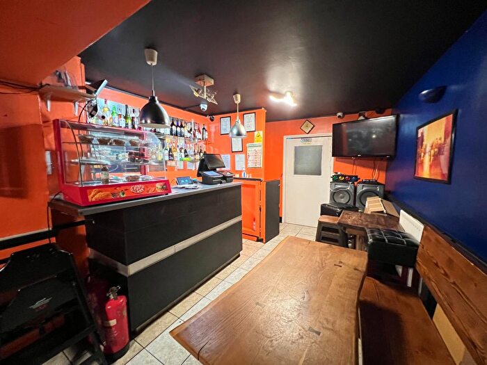 2 Bedroom Retail Premises To Rent In Barking Road, Barking, E13