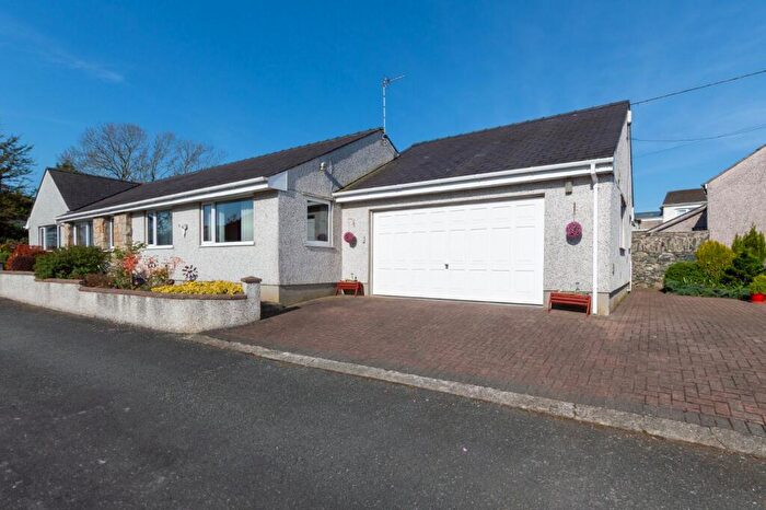 3 Bedroom Bungalow For Sale In Chapel Street, Newborough, Isle Of Anglesey, LL61