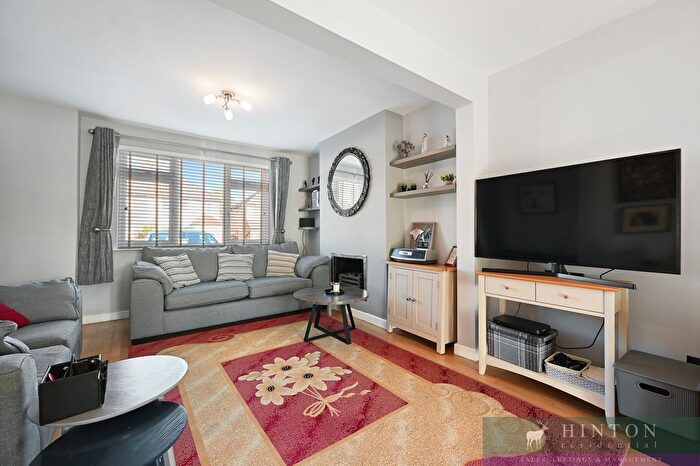 3 Bedroom Semi Detached House For Sale In Hampden Road, Harrow, HA3