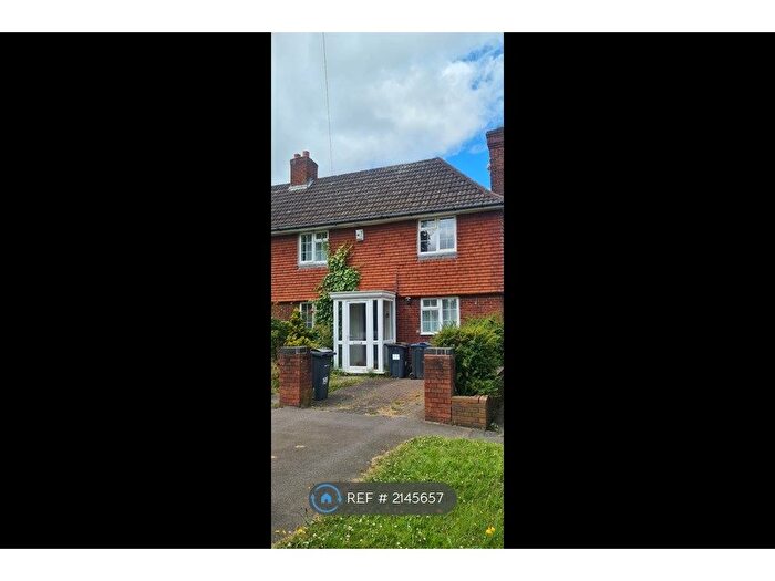 3 Bedroom Semi-Detached House To Rent In Shenley Fields Road, Birmingham, B29