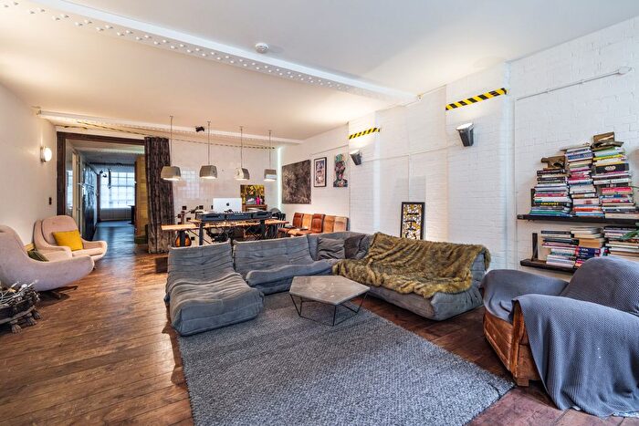 1 Bedroom Flat To Rent In Factory, Nile Street, N1