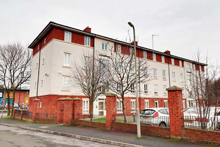2 Bedroom Apartment To Rent In Chapel Gardens, Liverpool, L5